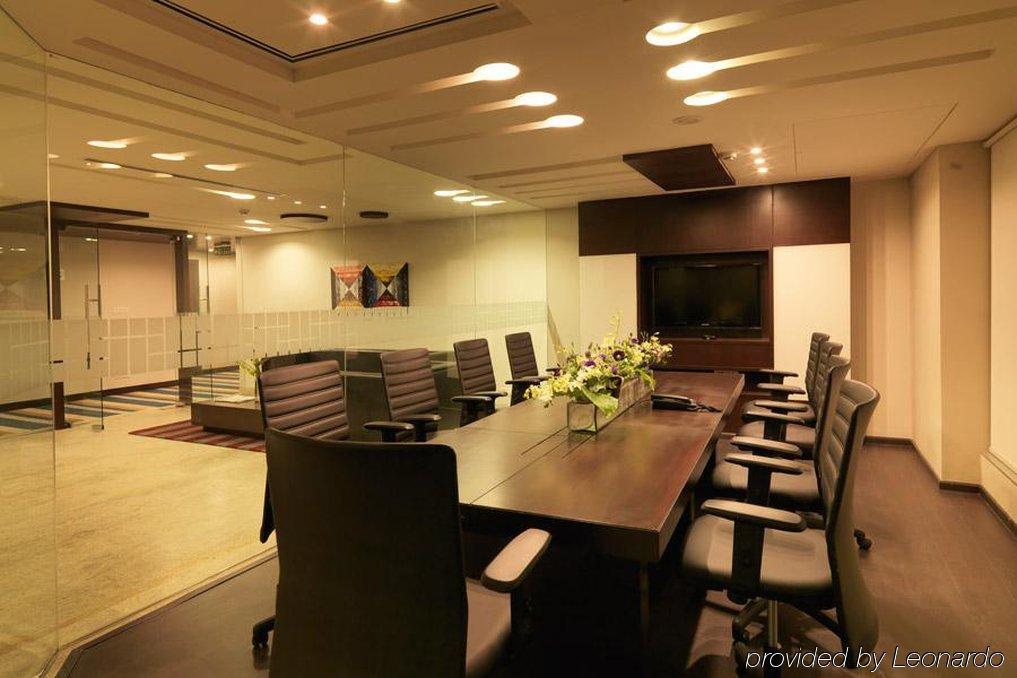 24 Tech Hotel Bangalore Buitenkant foto