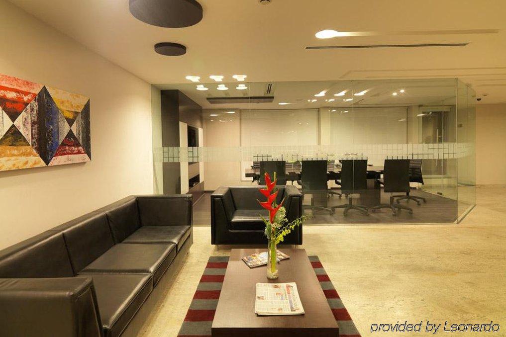 24 Tech Hotel Bangalore Buitenkant foto