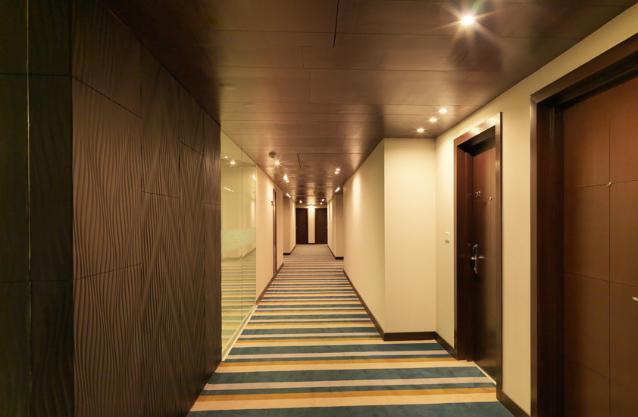 24 Tech Hotel Bangalore Buitenkant foto